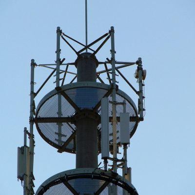 wieża telekomunikacyjna